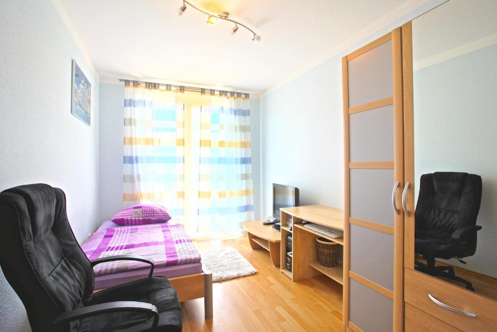 Private Rooms Near Exhibition Center Hannover Room photo